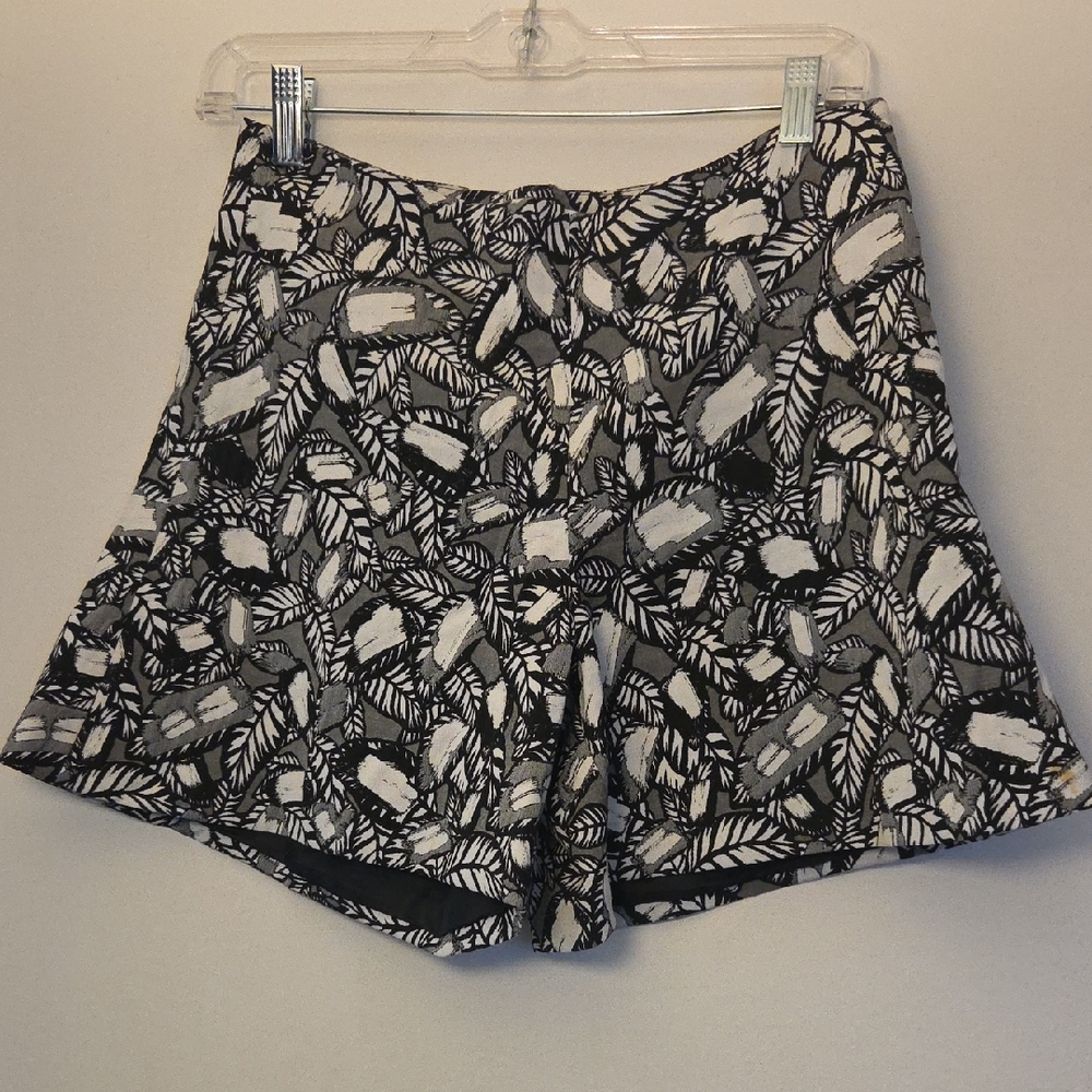 Opening Ceremony Black and White Leaf Print High Waist Shorts
